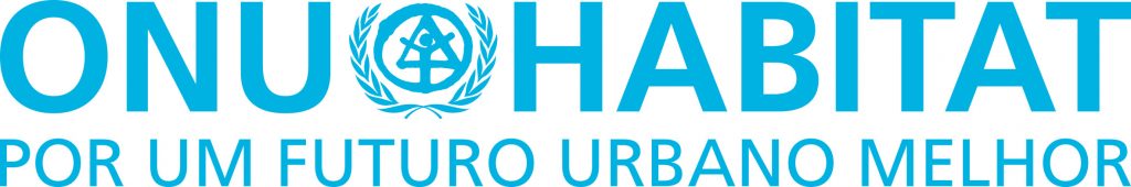 Logo da ONU-Habitat com o slogan “Por um futuro urbano melhor